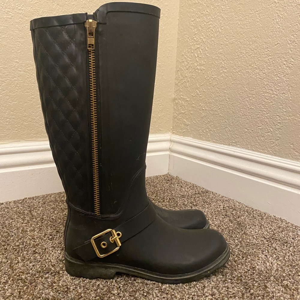 Like new Steve Madden rain boots